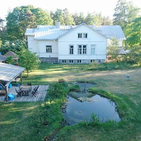 بيت ضيافة Loimu Antskog