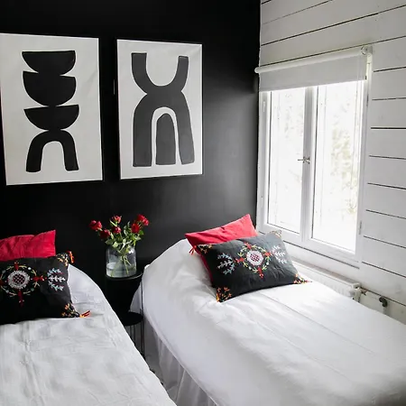 بيت ضيافة Loimu Antskog